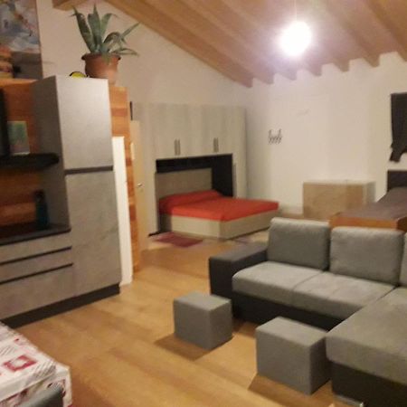 ムッソレンテ Casa Nicole 1ヴィラ エクステリア 写真
